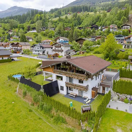 In Neukirchen With Mountain Views, Cleaning Included Apartmán Rosenthal